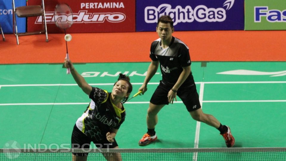 Dikenal sebagai mantan partner Kevin Sanjaya Sukamuljo, pemain ganda campuran Indonesia, Masita Mahmudin, kini kepergok latihan di Zhang Ning Sports, China. Copyright: © Herry Ibrahim/INDOSPORT